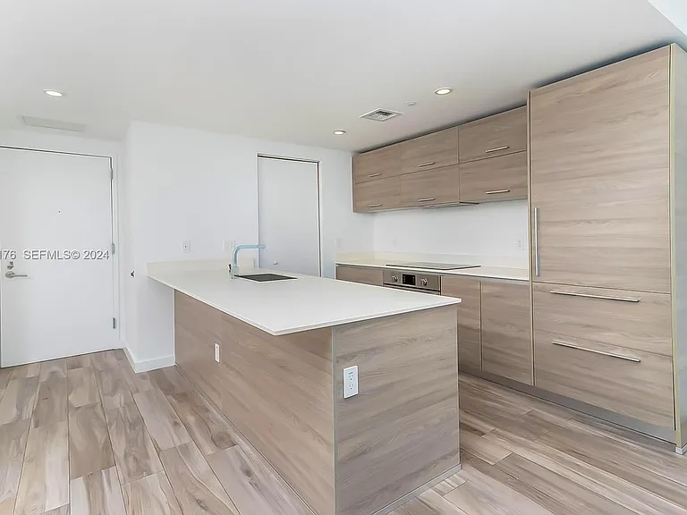 1300 S Miami Ave #1301 — Photo 7