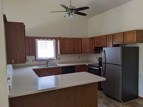 4th image of 3519 Stanford Ln