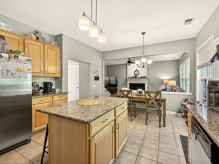 9538 Oswald Ln — Photo 14
