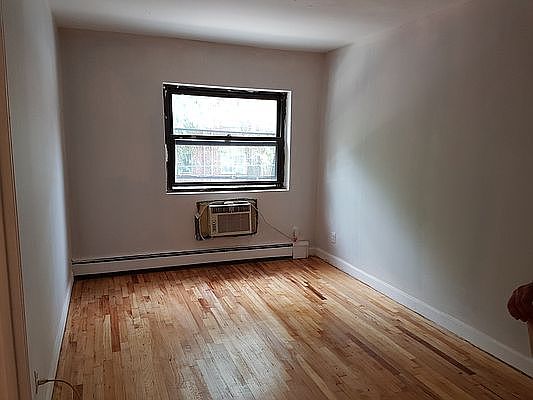 3rd image of 25-33 23rd St #1E