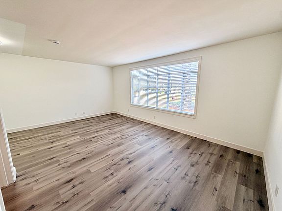 5th image of 22 N San Mateo Dr APT 101