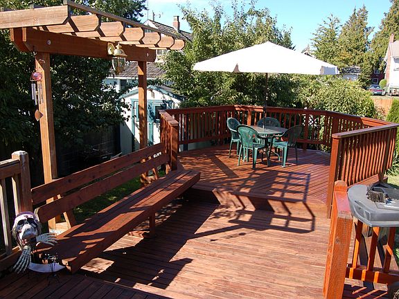 Huge multi-level deck