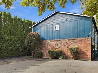 2121 SE 50th Ave, Portland, OR 97215