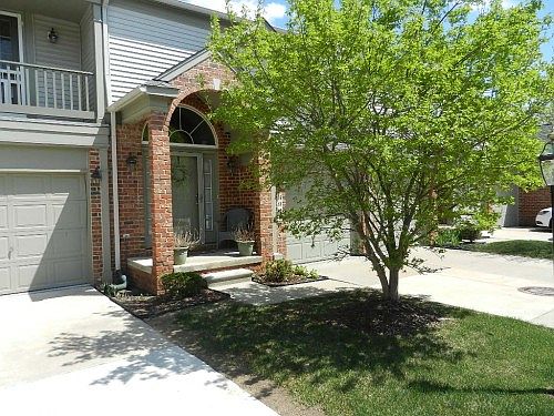 1st image of 3923 Ravensfield Dr