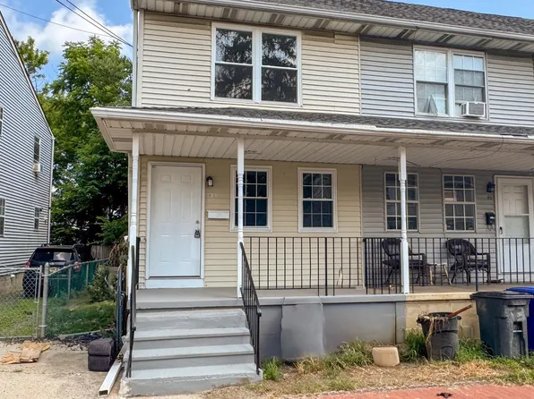 43 Church St, Mount Holly, NJ 08060