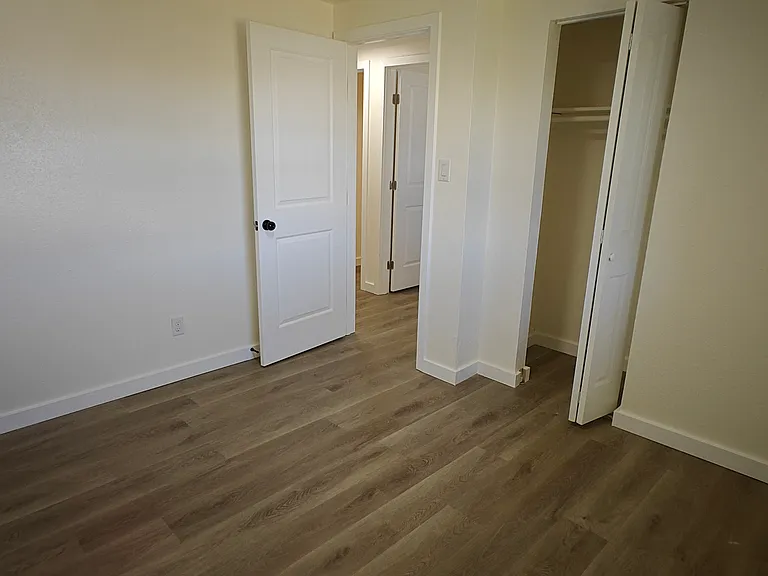 4931 Yew Ln SW — Photo 11
