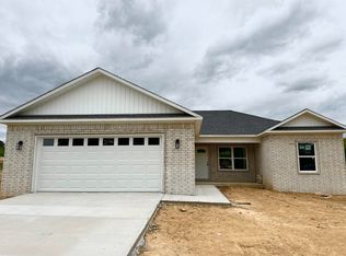 124 S Apple St, Beebe, AR 72012