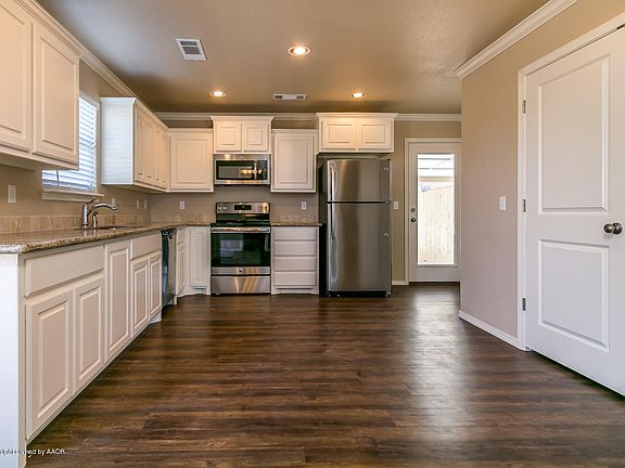 4th image of 25 Southridge Dr APT A2