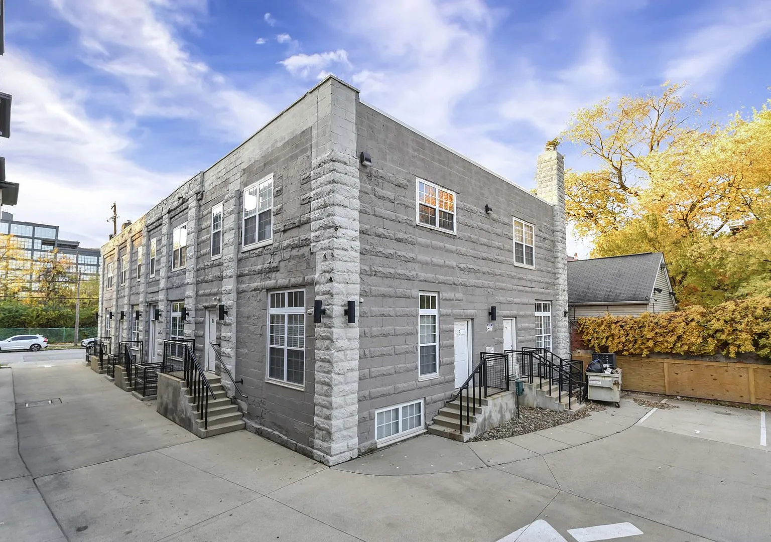 Columbus Lofts — Photo 4