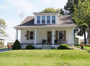 434 N Pearl St, Lebanon, IL 62254