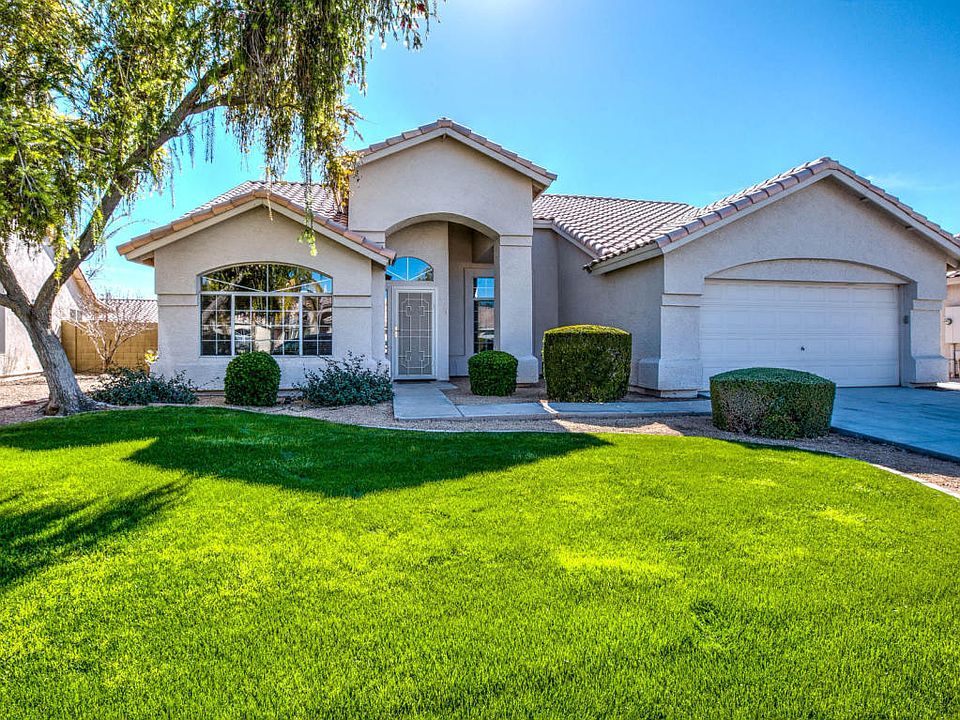 1st image of 2259 E San Tan Dr