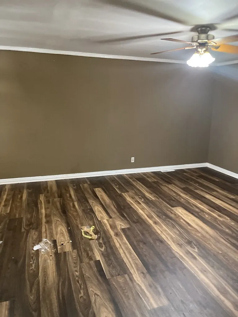 3 bed, 1.0 bath, $1,425 — Photo 4