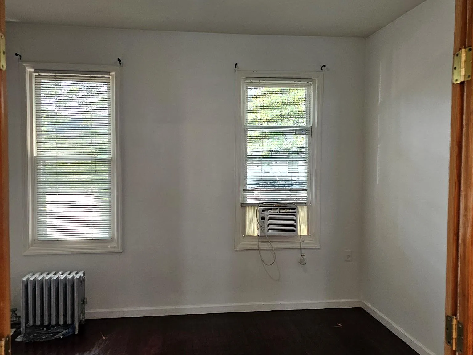 4 bed, 1.0 bath, 1500 sqft, $3,500 — Photo 4
