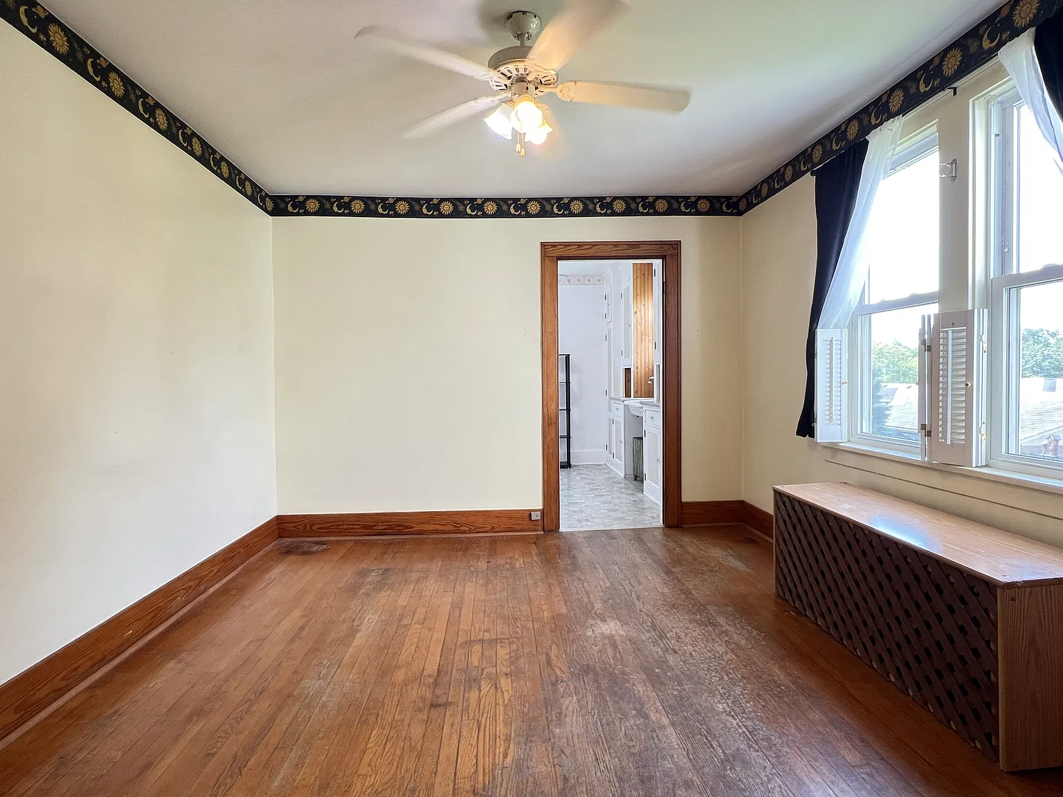 1550 West 3rd Street - 1 — Photo 4