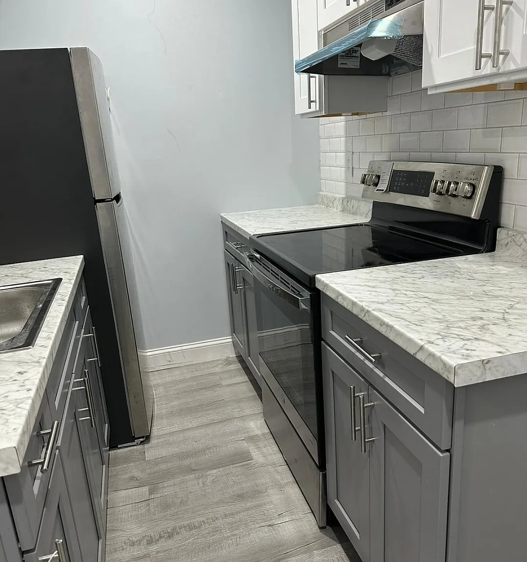 Studio, 795 sqft, $1,075 — Photo 3