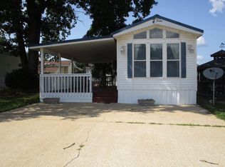 200 Forest Park Ln, Branson, MO 65616