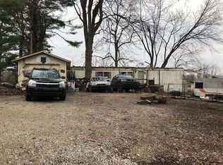 5864 W Charles Pl, Bloomington, IN 47404