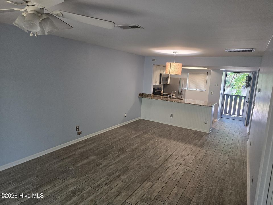 1st image of 4403 Holly Tree Rd