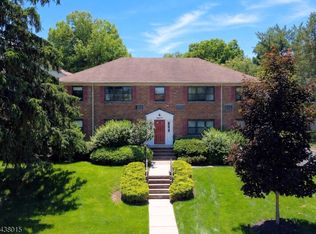 9 West Ct #2B, Westfield Town, NJ 07090