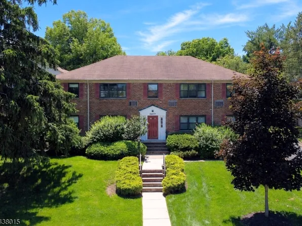 9 West Ct #2B, Westfield Town, NJ 07090
