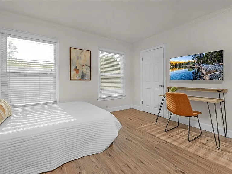 842 W Pine Ave — Photo 19