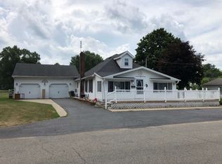 711 E 10th St, Rochester, IN 46975