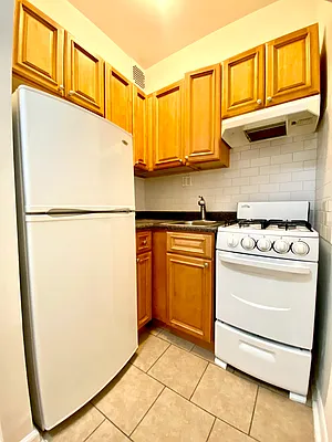 Rented by City & Suburban | media 22