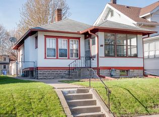 912 Hyacinth Ave E, Saint Paul, MN 55106