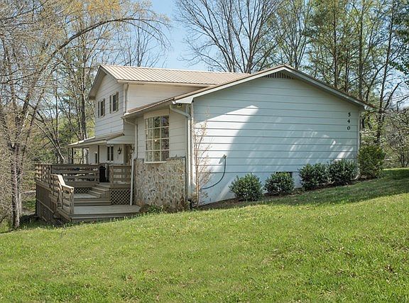 3rd image of 540 Hillwood Dr
