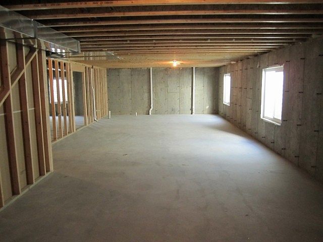 1st image of 3401 Brickyard Ave