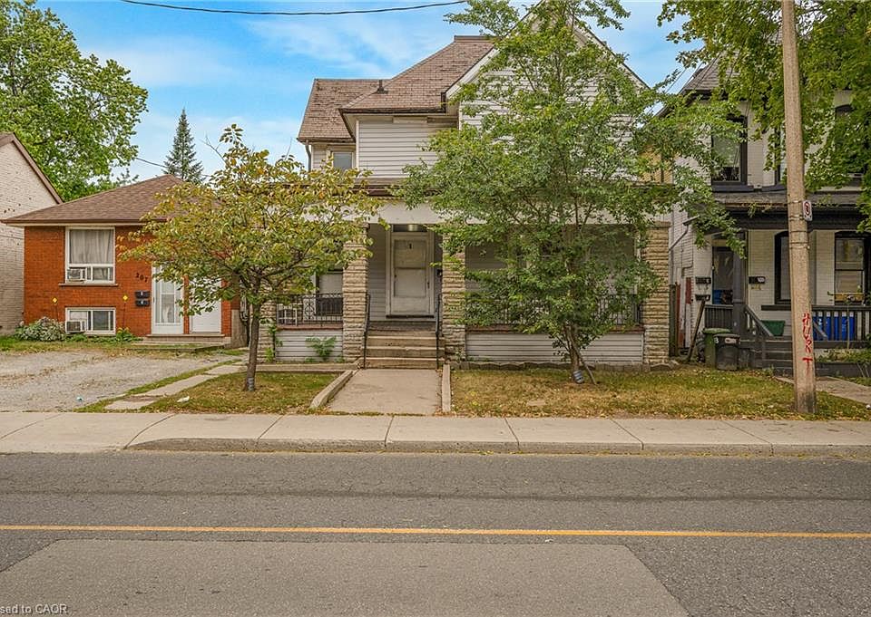 1st image of 211 Wentworth St N