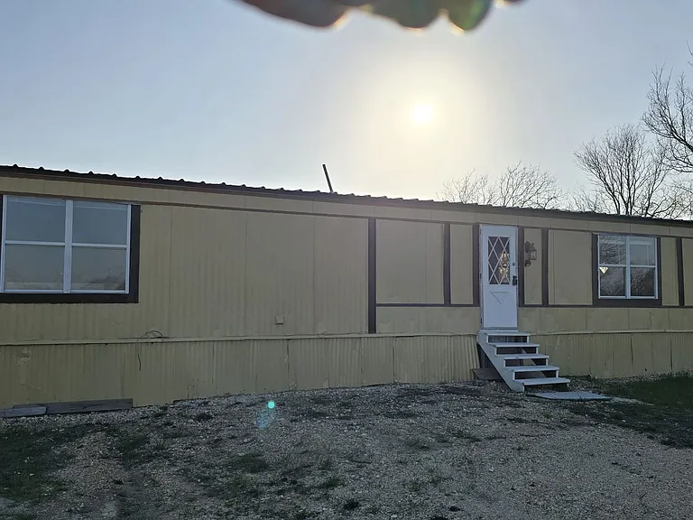 18509 Blake Manor Rd — Photo 1