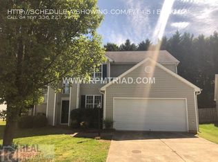 210 Salem Ridge Ct, Clemmons, NC 27012