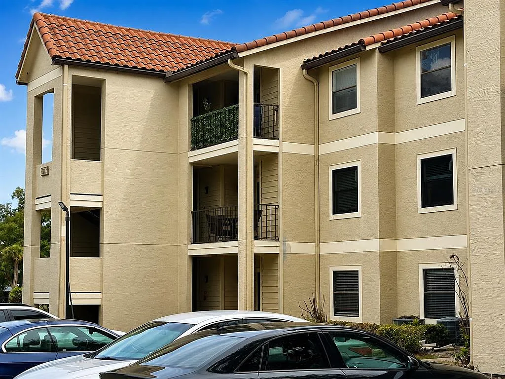 1 bed, 1.0 bath, 661 sqft, $1,500 — Photo 2