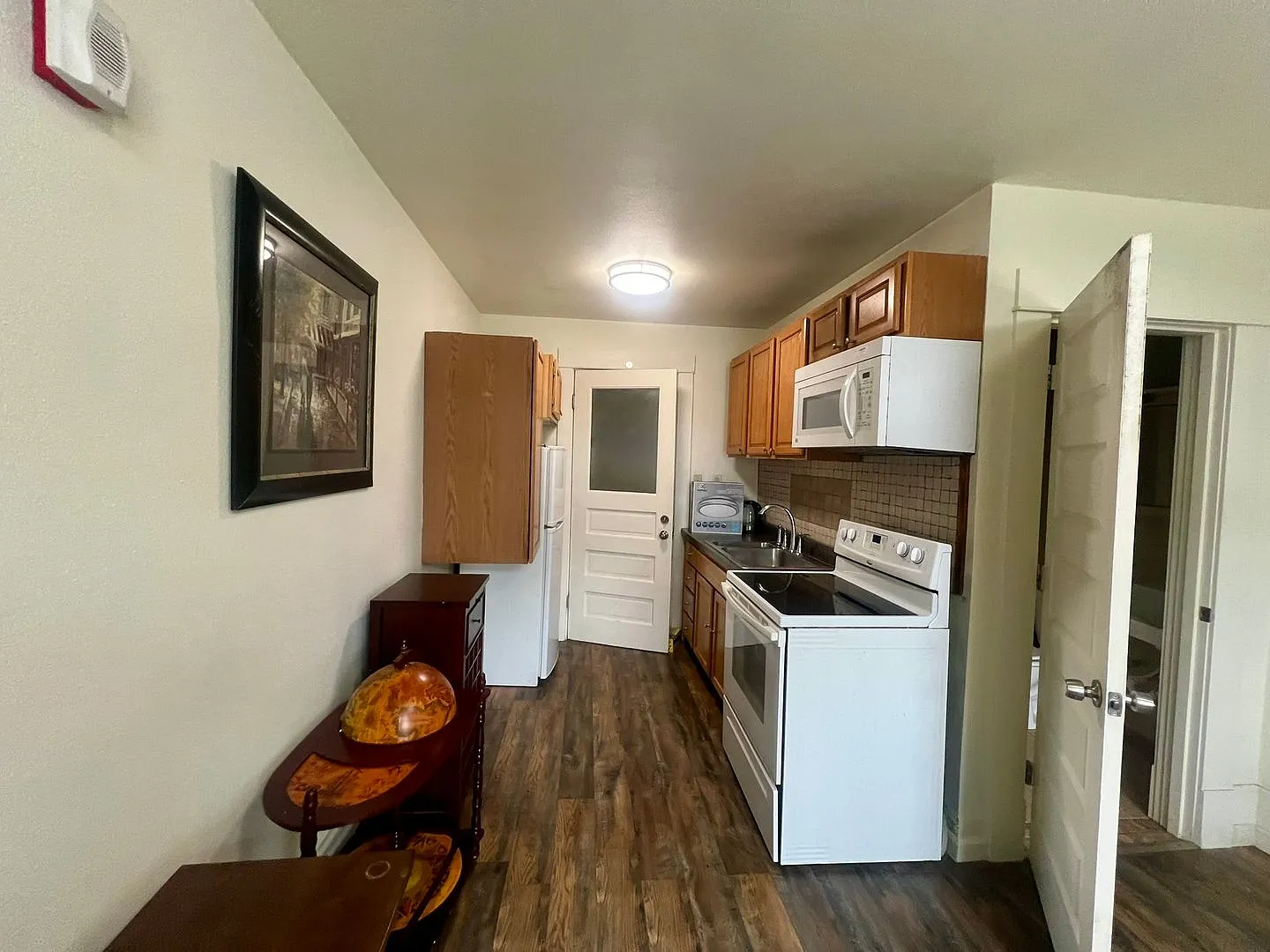 2028 Main Street — Photo 4