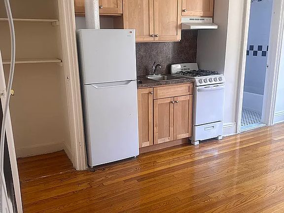 3rd image of 346 86th St #3