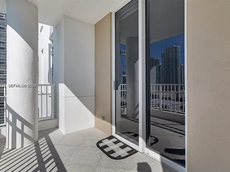 701 Brickell Key Blvd #2103 — Photo 35