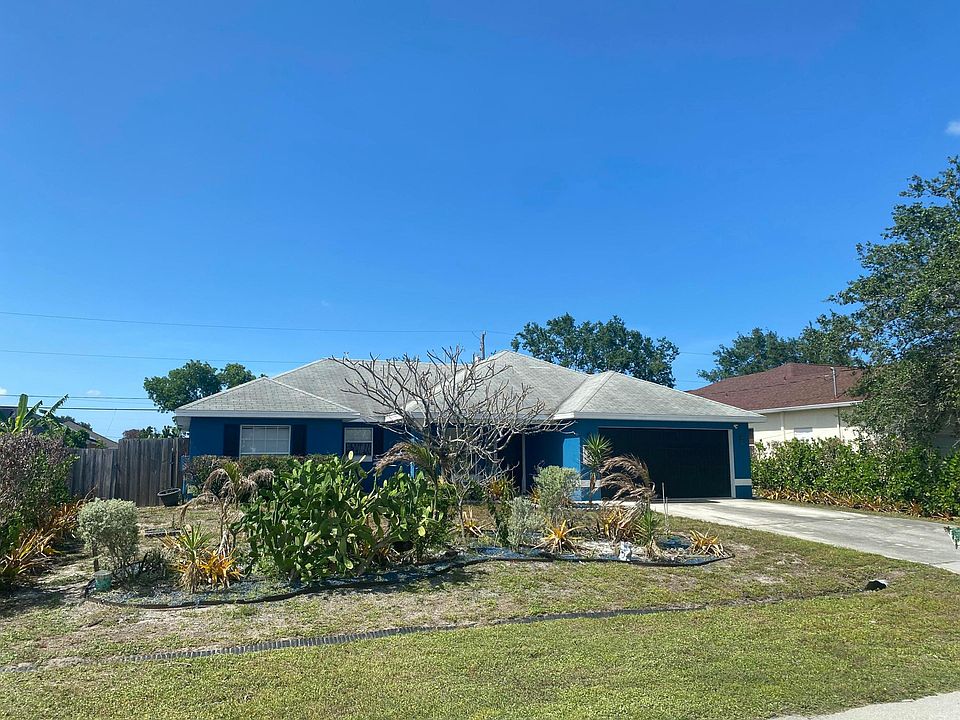 1st image of 701 SW Sarazen Avenue