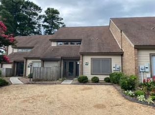23 Light Ship Way, White Stone, VA 22578