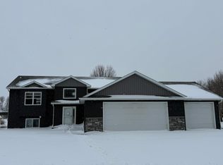 110 4th Pl SW, Geneva, MN 56035