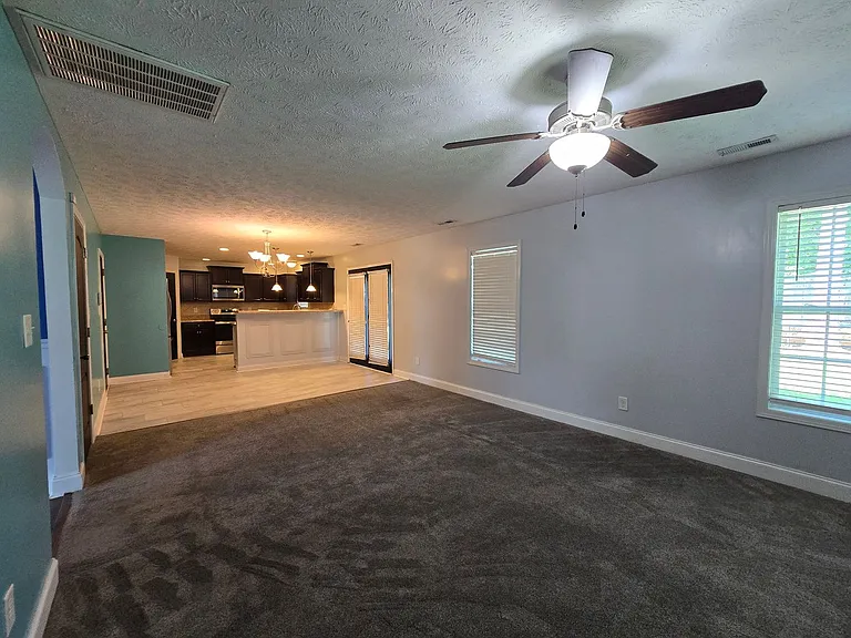103 Flag Ln — Photo 16