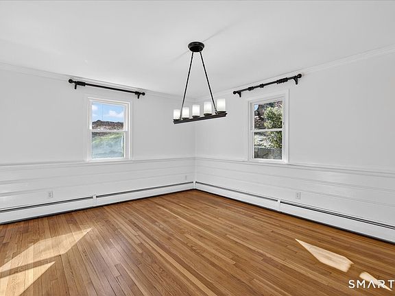 5th image of 362 Oliver Road