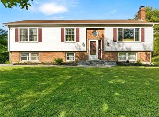 11 James Rd E, Durham, CT 06422