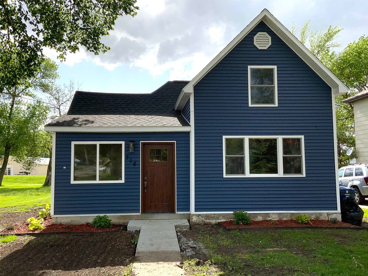 314 1st St, Sioux Rapids, IA 50585 Zillow
