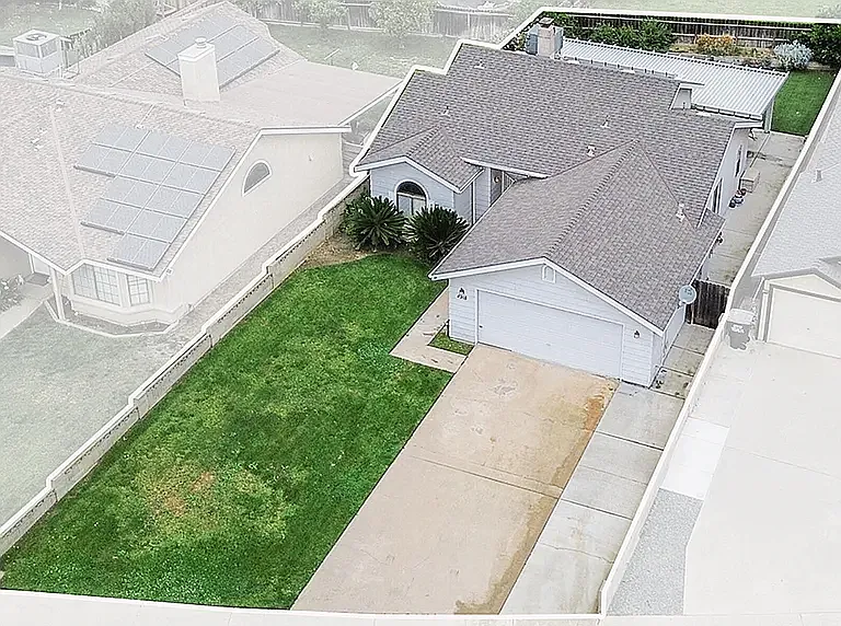 4918 W Chestnut Ave — Photo 3
