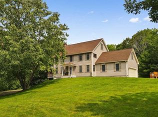 60 New Braintree Rd, Oakham, MA 01068