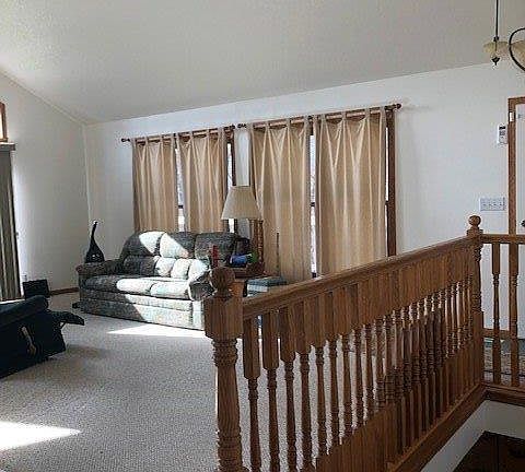 3rd image of 15961 Eagle Blvd