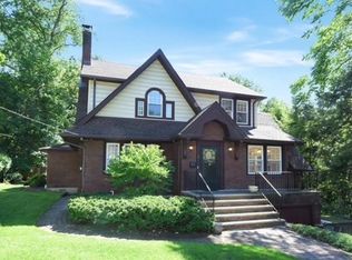 8 Laurel Ave, Tenafly, NJ 07670