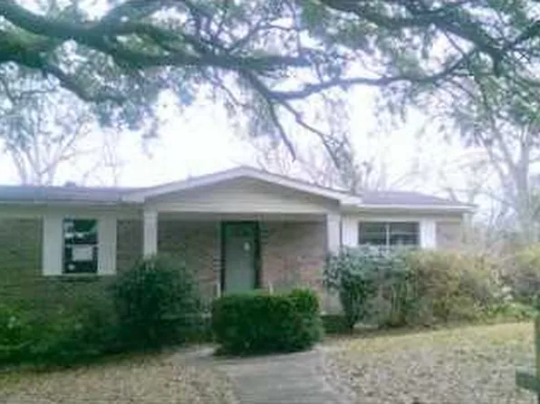 270 6th Ave, Chickasaw, AL 36611