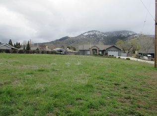 18070 Rawhide Ct, Tehachapi, CA 93561